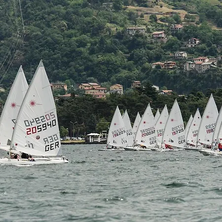 Al Castello Apartment *