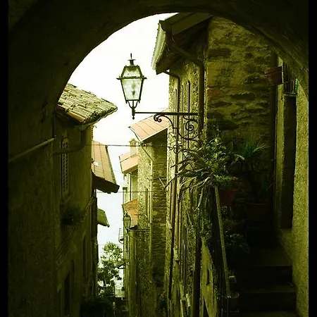 Al Castello Dervio