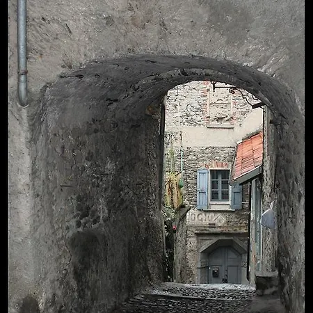 Al Castello Apartman *